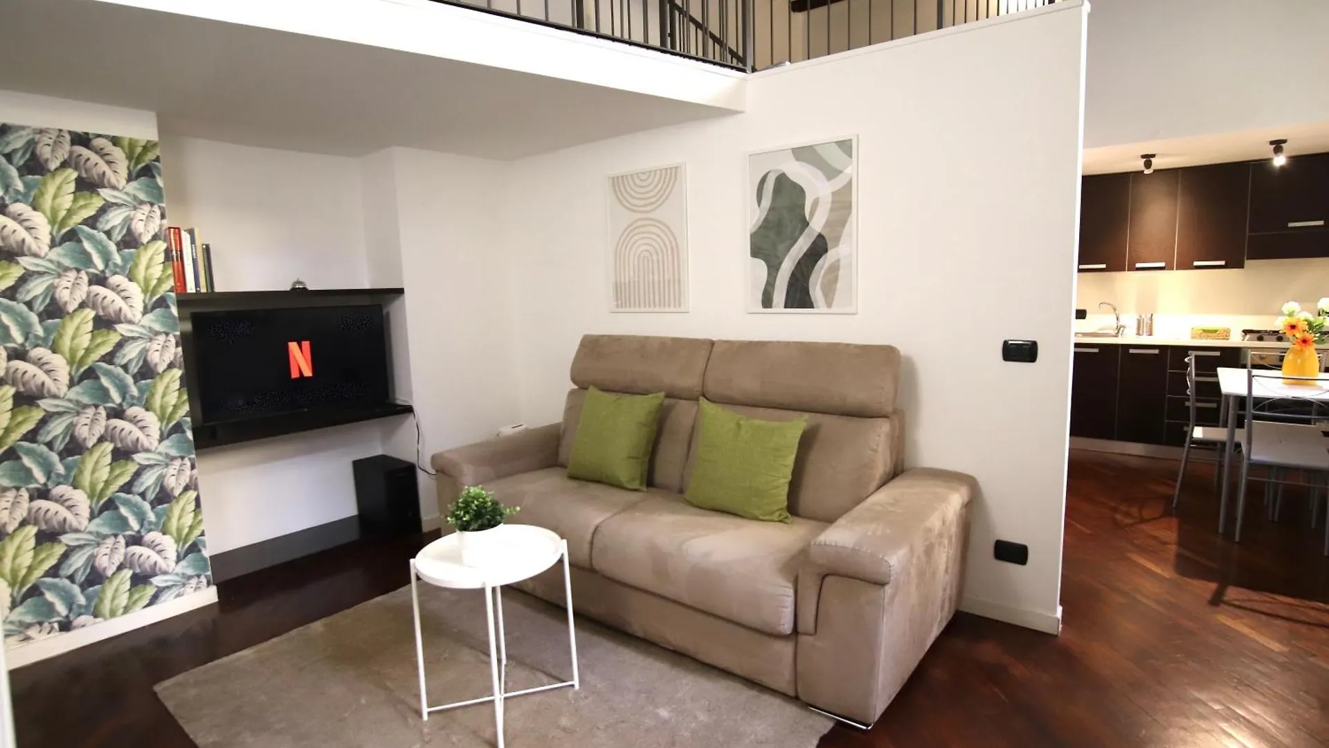Apartment Navigli-Duomo Rehomes Green Loft Milan Italy