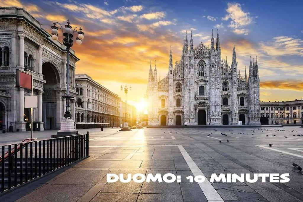 Navigli-Duomo Rehomes Green Loft Milan