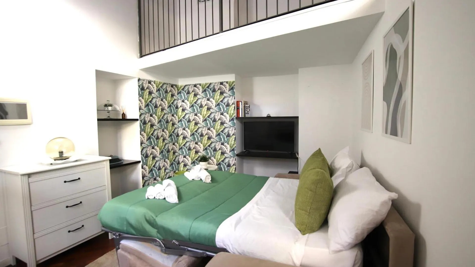 Navigli-Duomo Rehomes Green Loft Milan 0*,  Italy