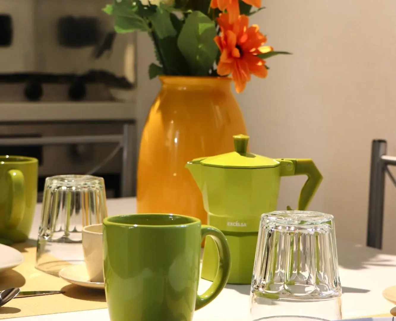 Navigli-Duomo Rehomes Green Loft Milan Apartment